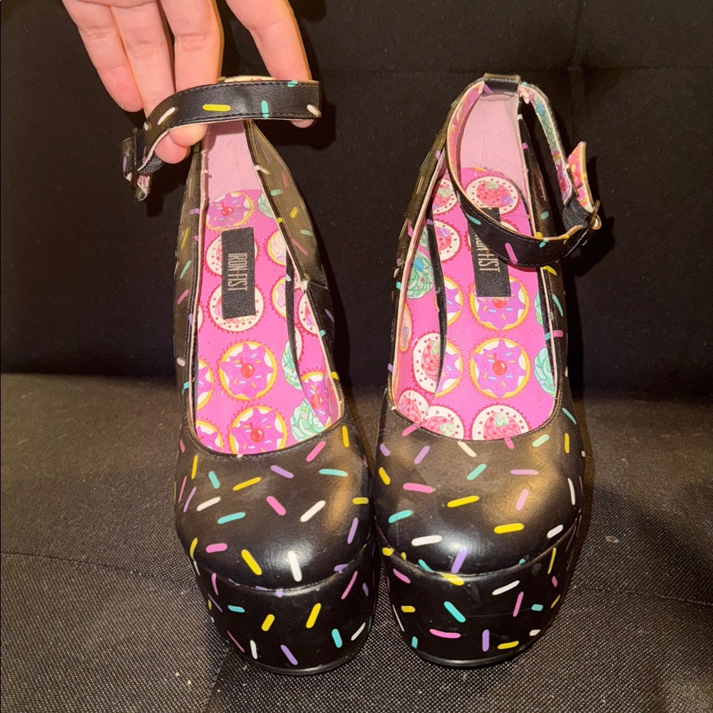 Iron Fist Baker’s Dozen wedge heels - Picture 4 of 9